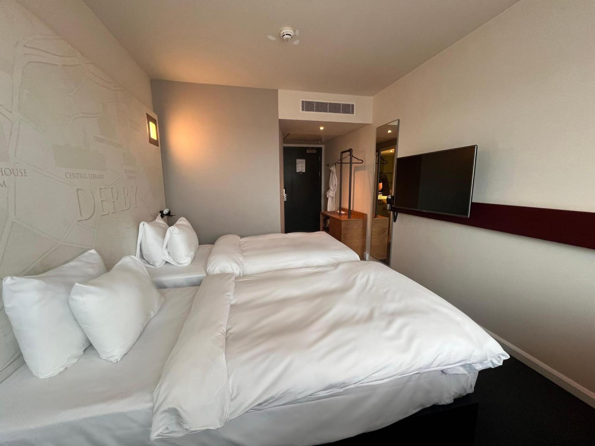 pentahotel Derby Buitenkant foto