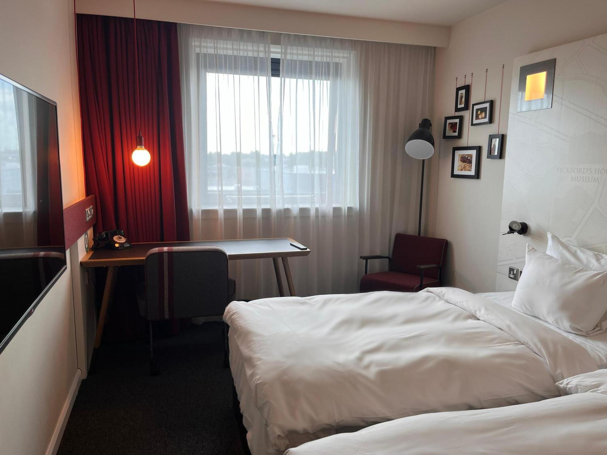 pentahotel Derby Buitenkant foto