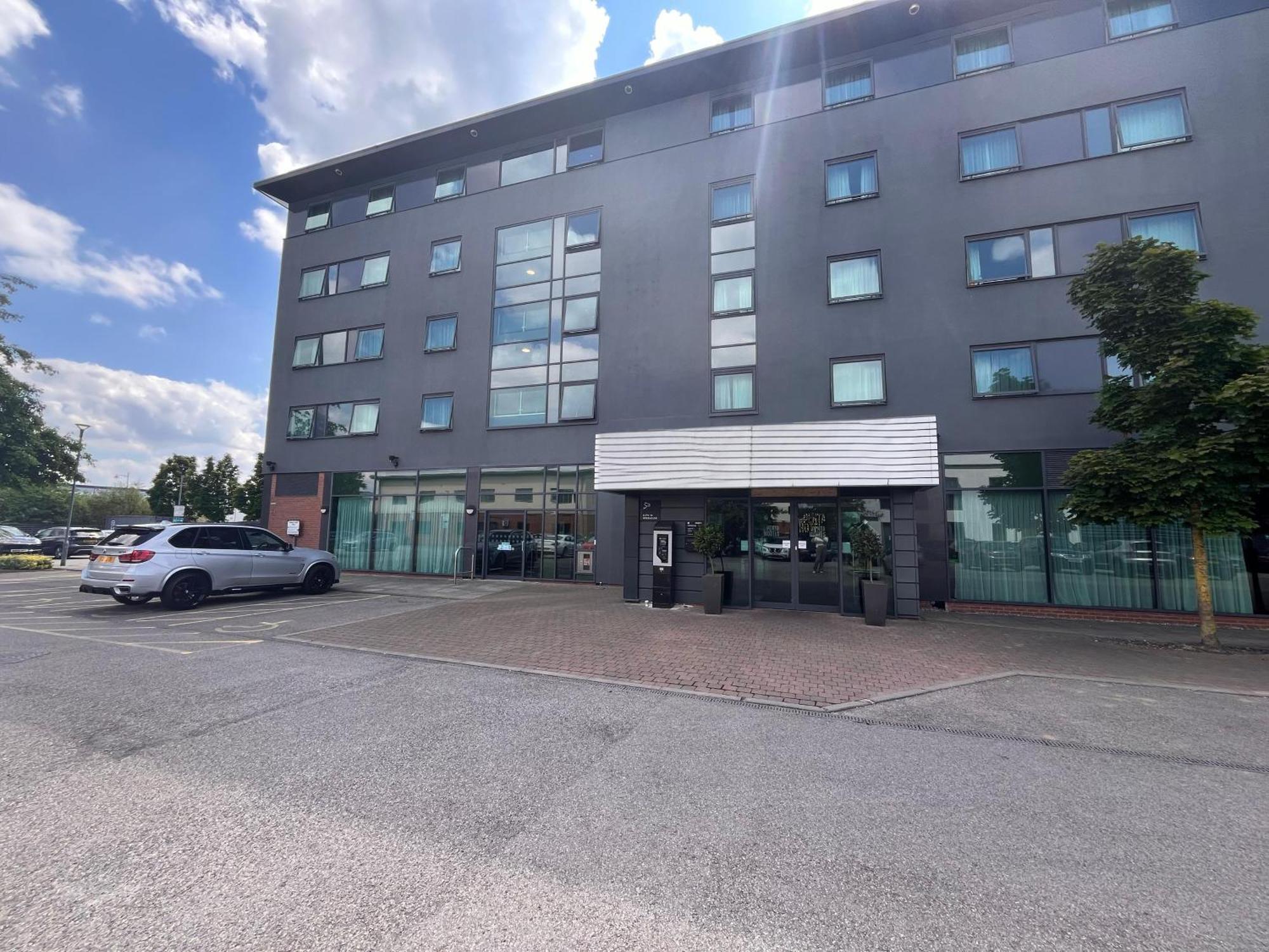 pentahotel Derby Buitenkant foto